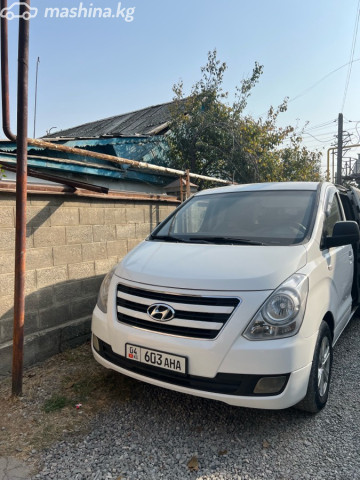 Hyundai Grand Starex