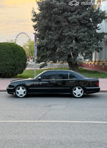 Mercedes-Benz E-Класс AMG