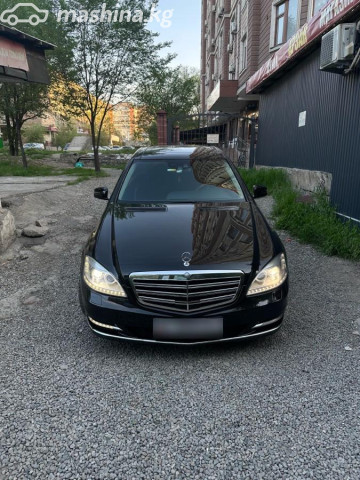 Mercedes-Benz S-Класс