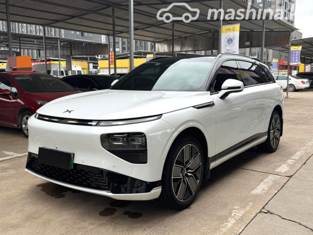 Xpeng G9