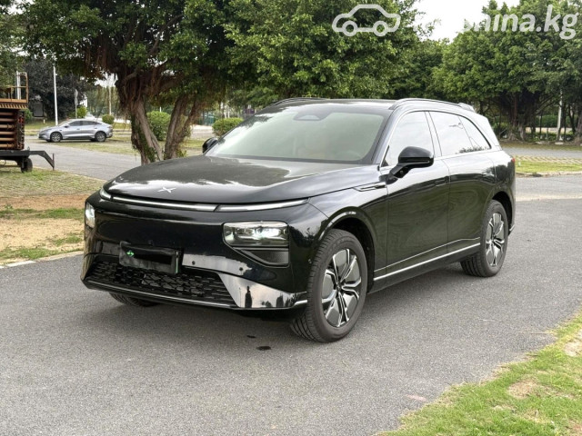 Xpeng G9
