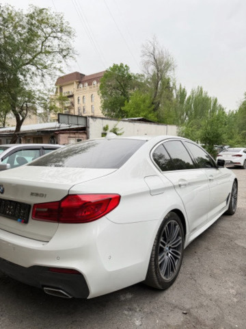 BMW 5 серии 2019