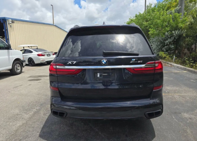 BMW X7 2019
