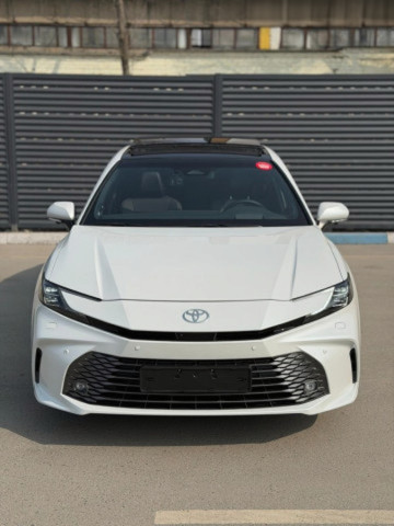 Toyota Camry 2025