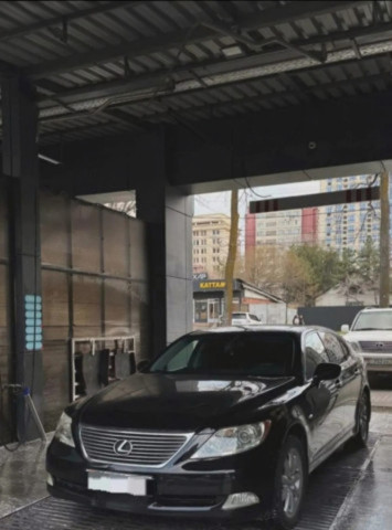 Lexus LS 2008