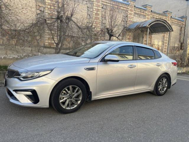 Kia K5 2019