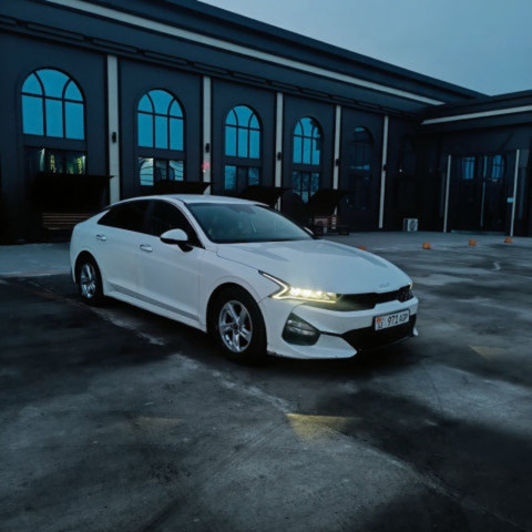 Kia K5 2021