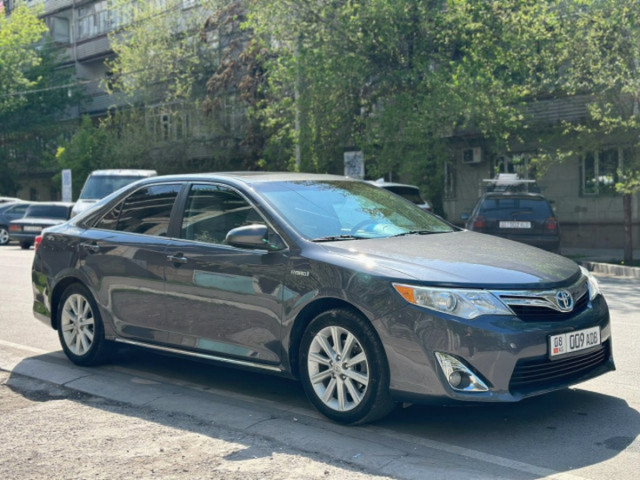 Toyota Camry 2012