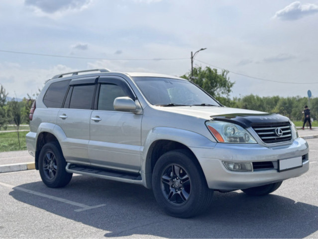 Lexus GX 2005