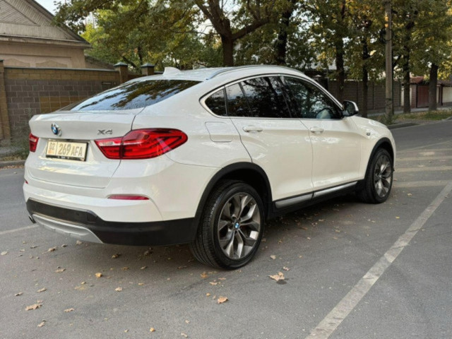 BMW X4 2016