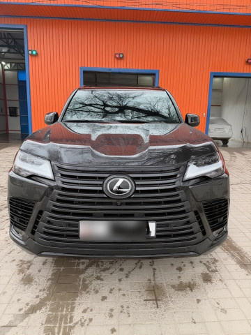 Lexus LX 2023
