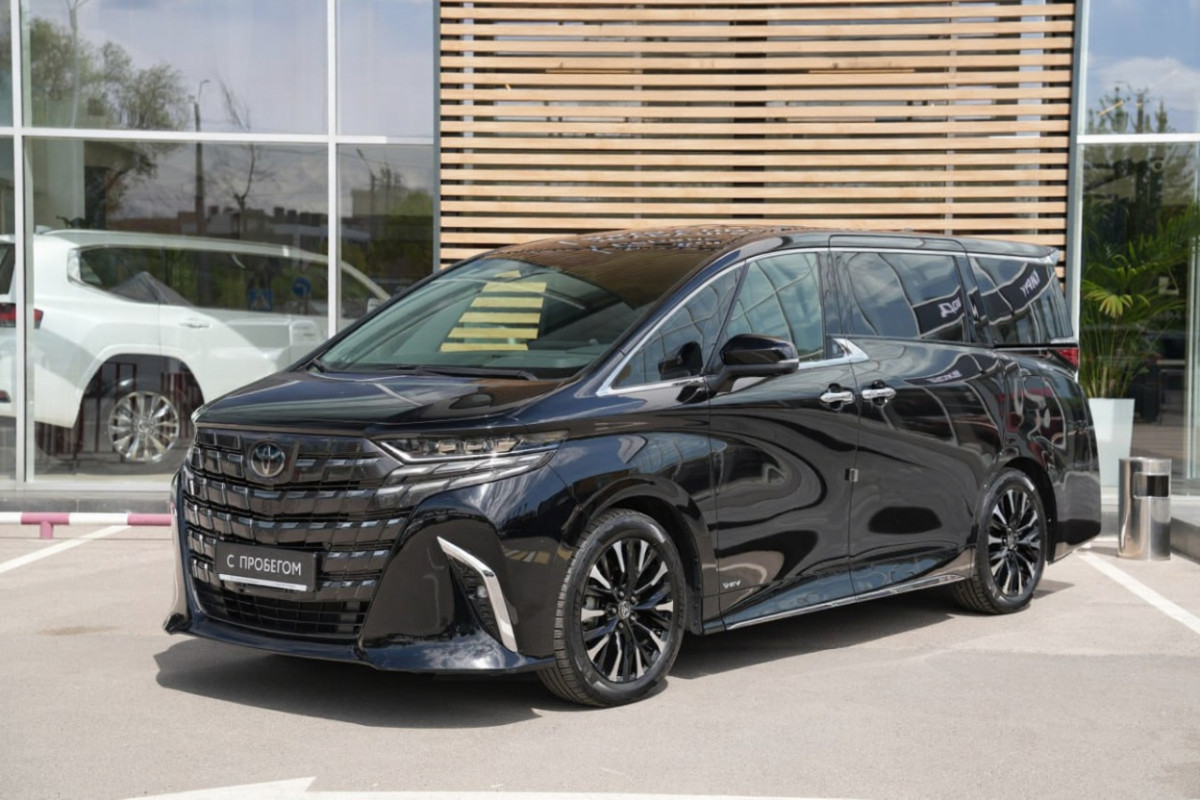 Toyota Alphard 2023