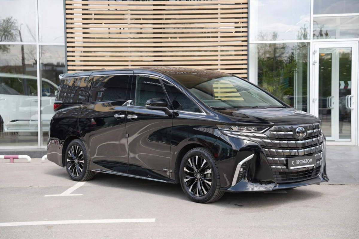 Toyota Alphard 2023