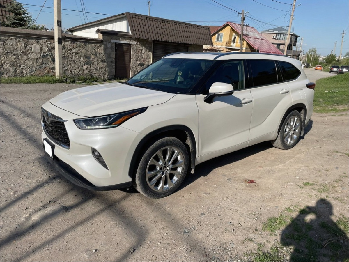 Toyota Highlander 2020