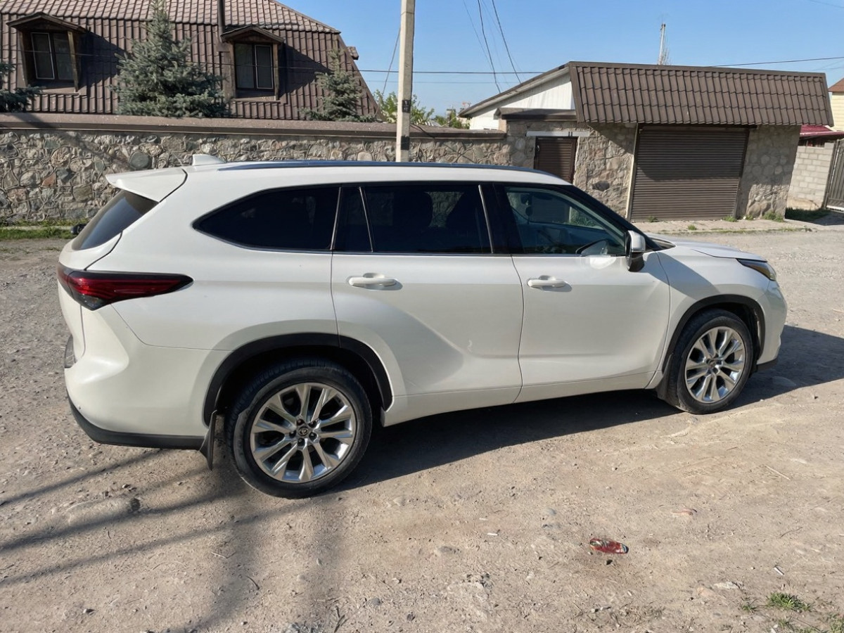 Toyota Highlander 2020