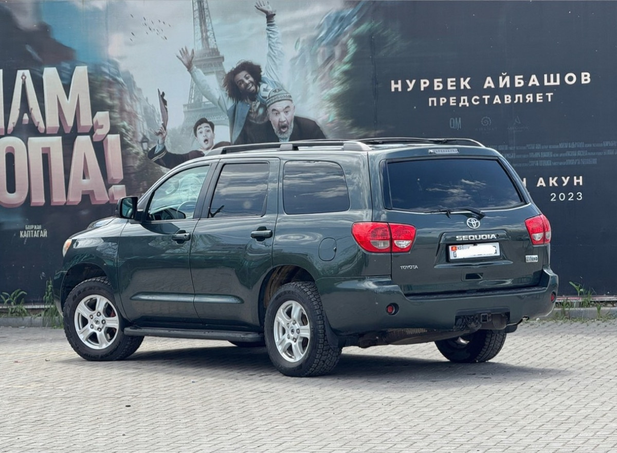 Toyota Sequoia 2008