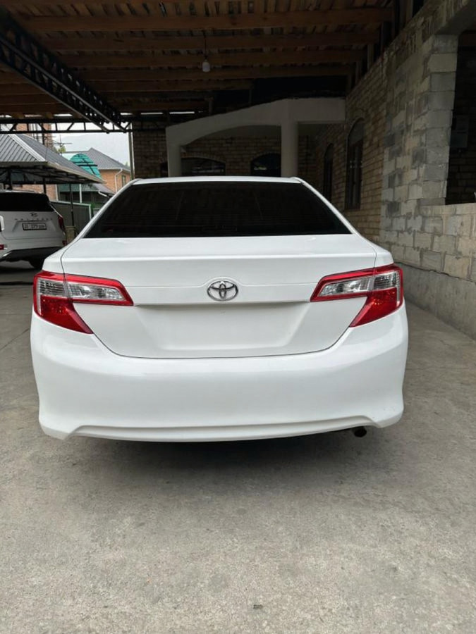 Toyota Camry 2012