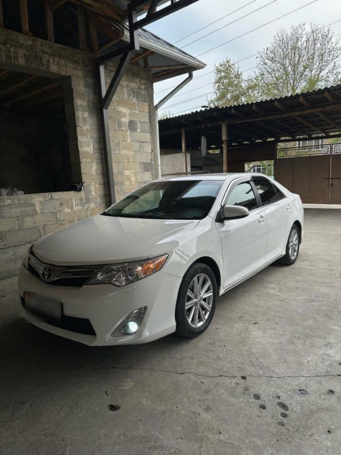 Toyota Camry 2012