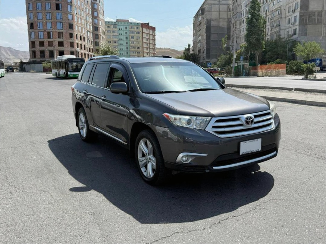 Toyota Highlander 2013