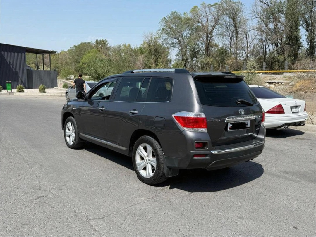 Toyota Highlander 2013