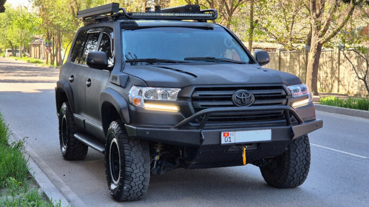 Toyota Land Cruiser 2014