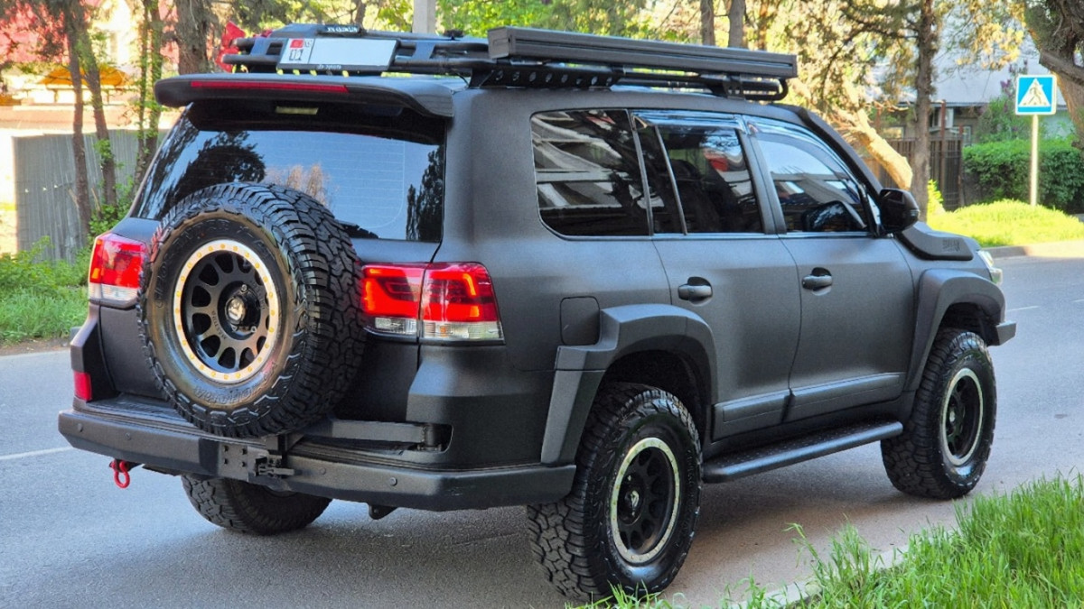 Toyota Land Cruiser 2014