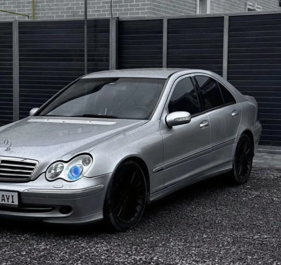 Mercedes-Benz C-Класс 2004