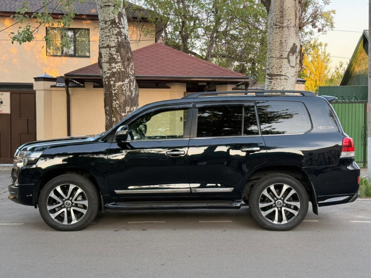 Toyota Land Cruiser 2017
