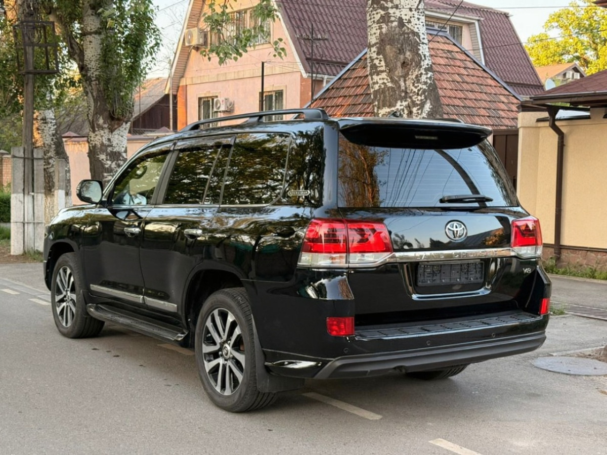 Toyota Land Cruiser 2017