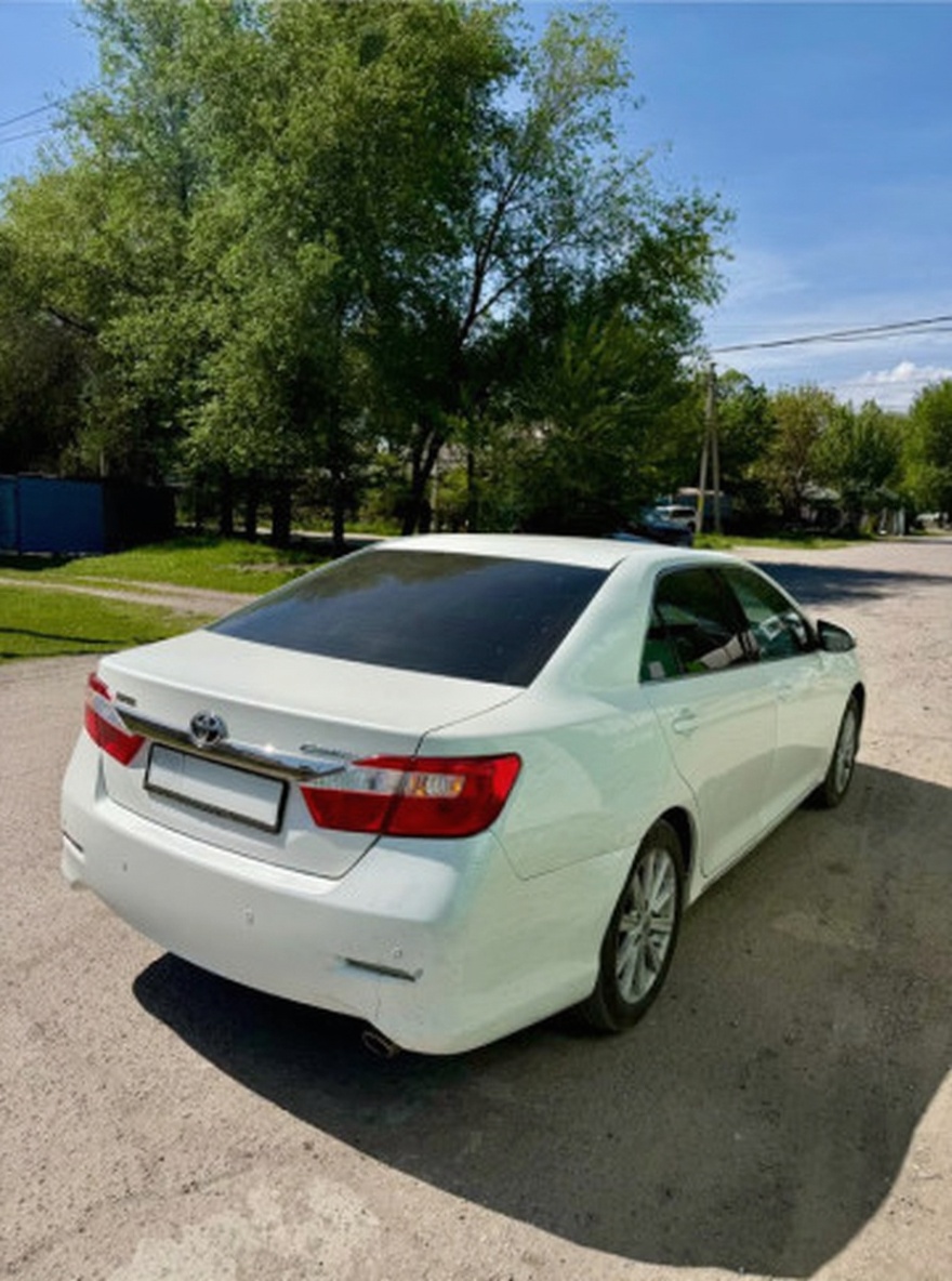 Toyota Camry 2014