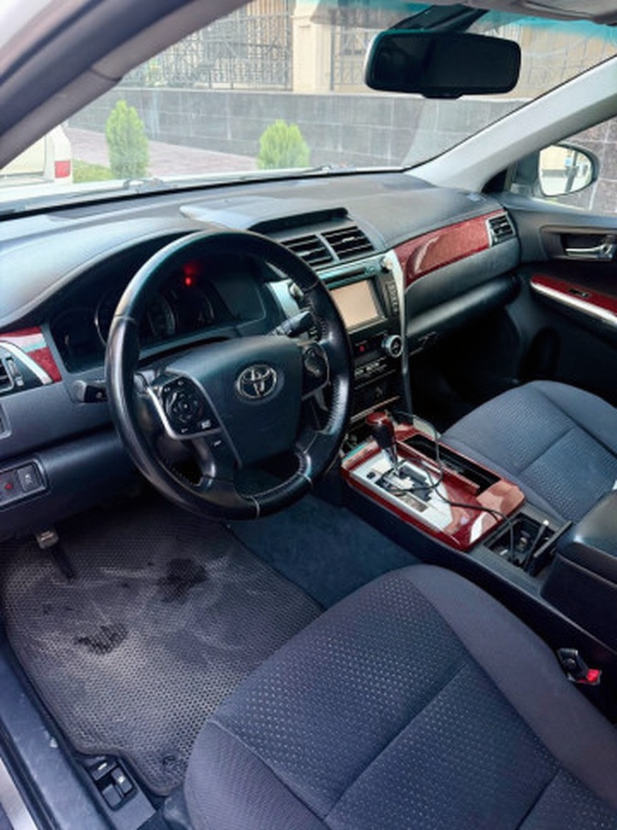 Toyota Camry 2014