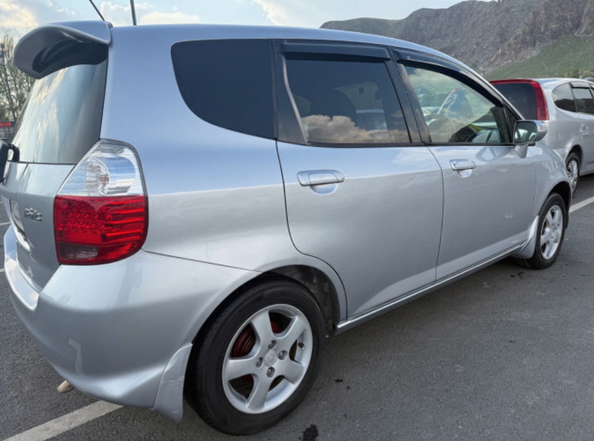 Honda Fit 2005