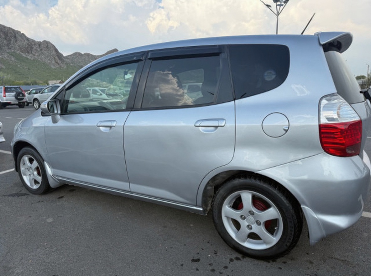 Honda Fit 2005
