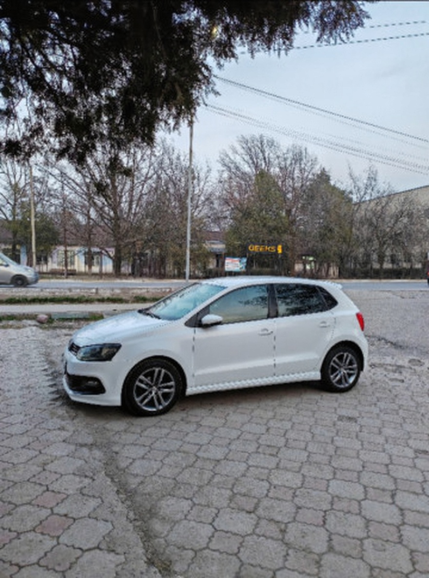 Volkswagen Polo 2015