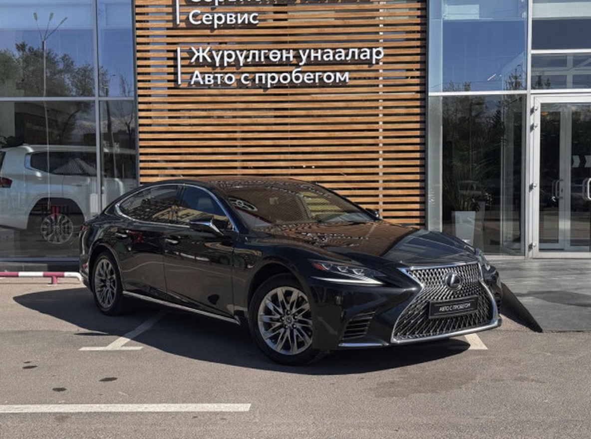 Lexus LS 2019