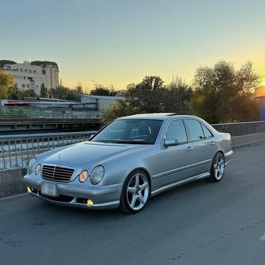 Mercedes-Benz E-Класс AMG 2001