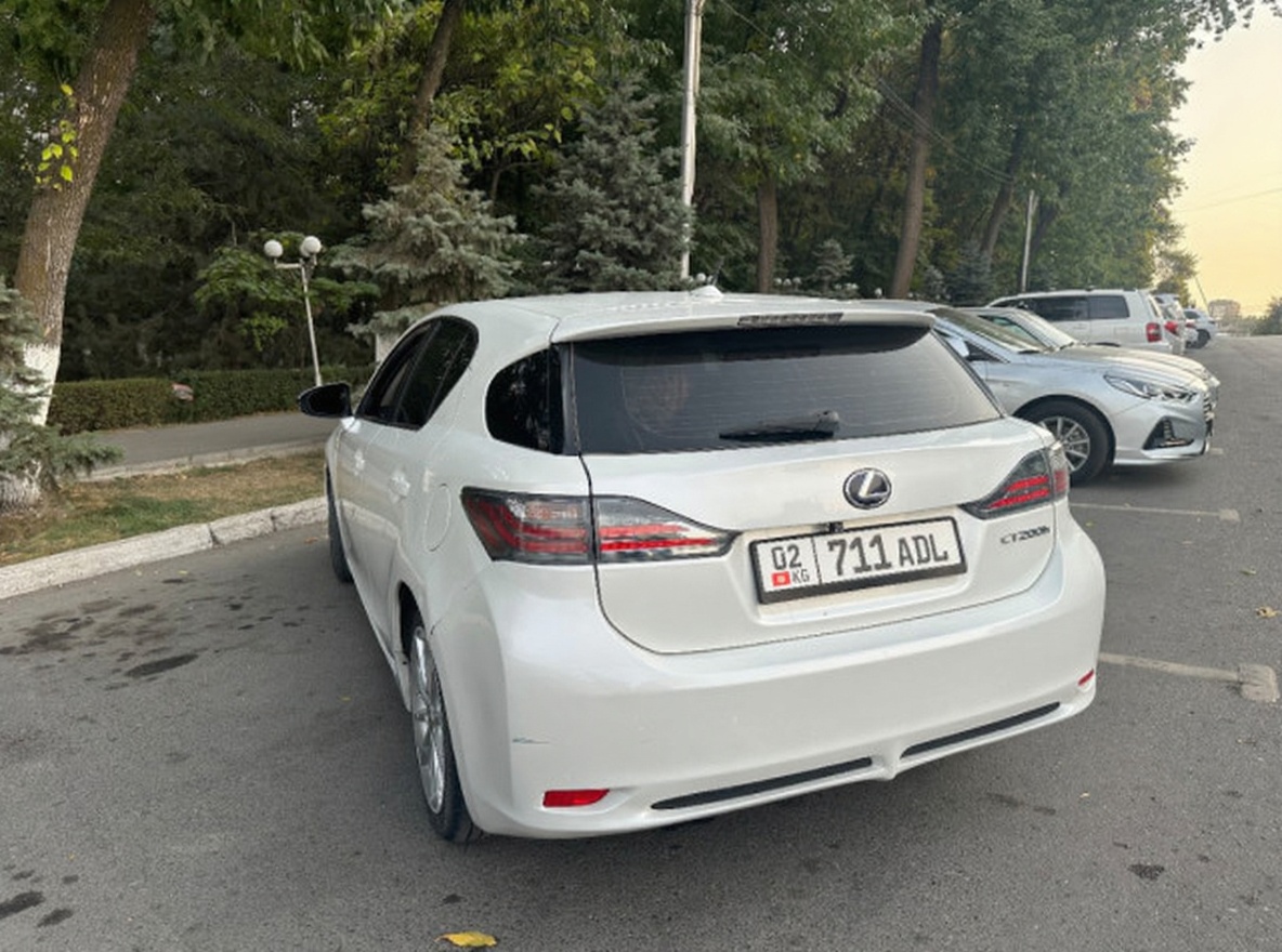 Lexus CT 2013