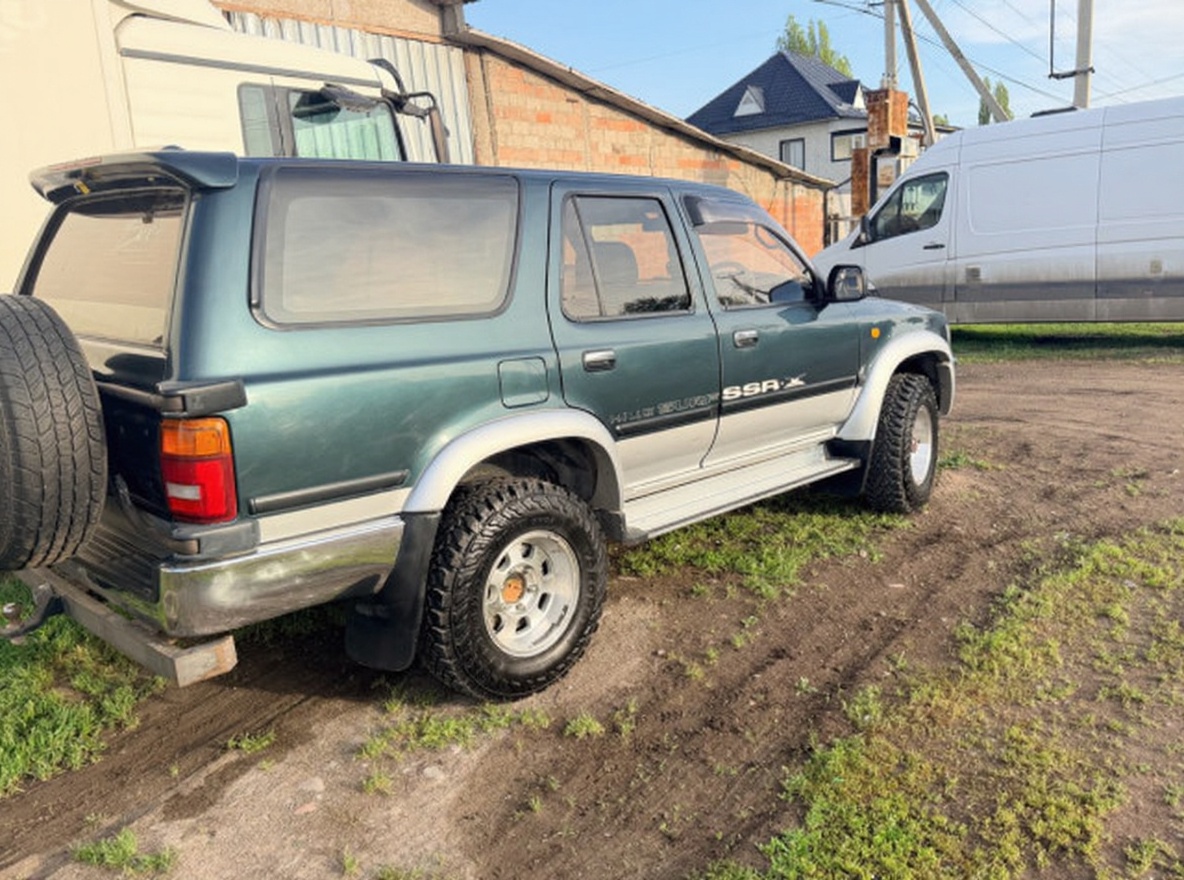 Toyota Hilux Surf 1995