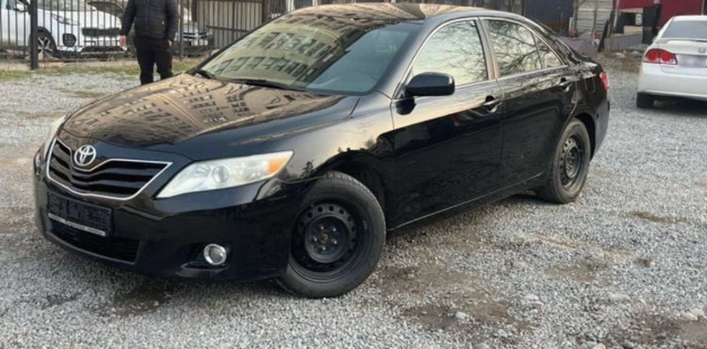 Toyota Camry 2011