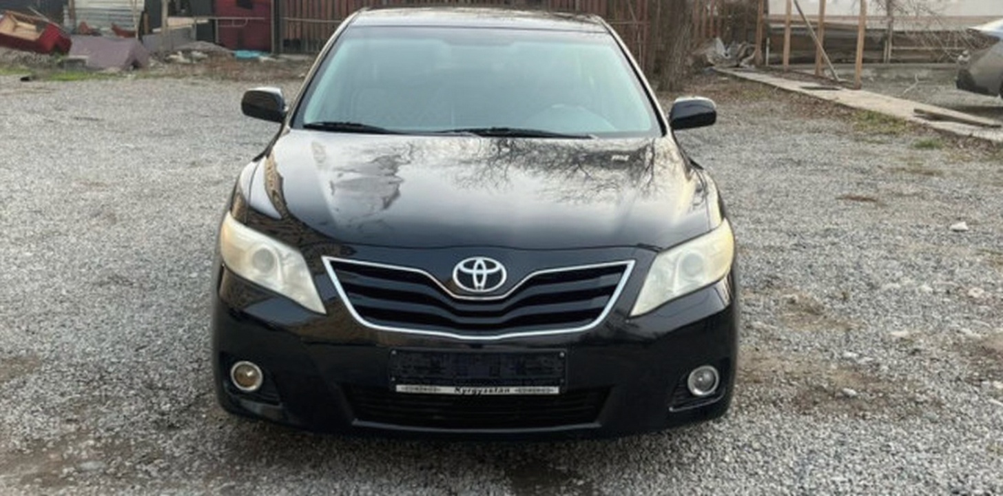 Toyota Camry 2011