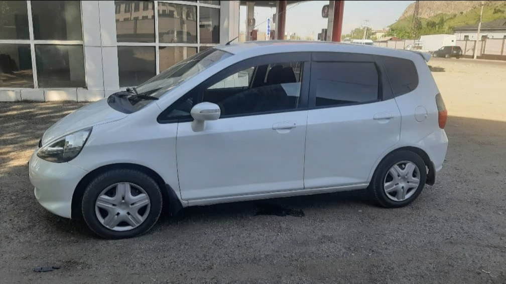 Honda Fit 2003