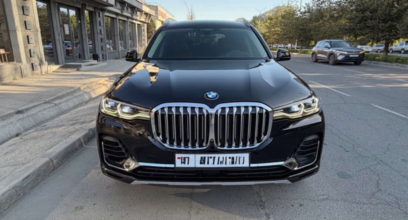 BMW X7 2019