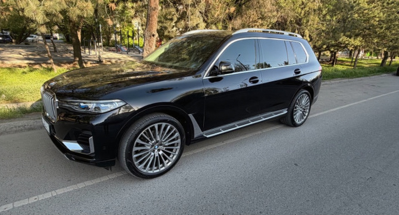BMW X7 2019
