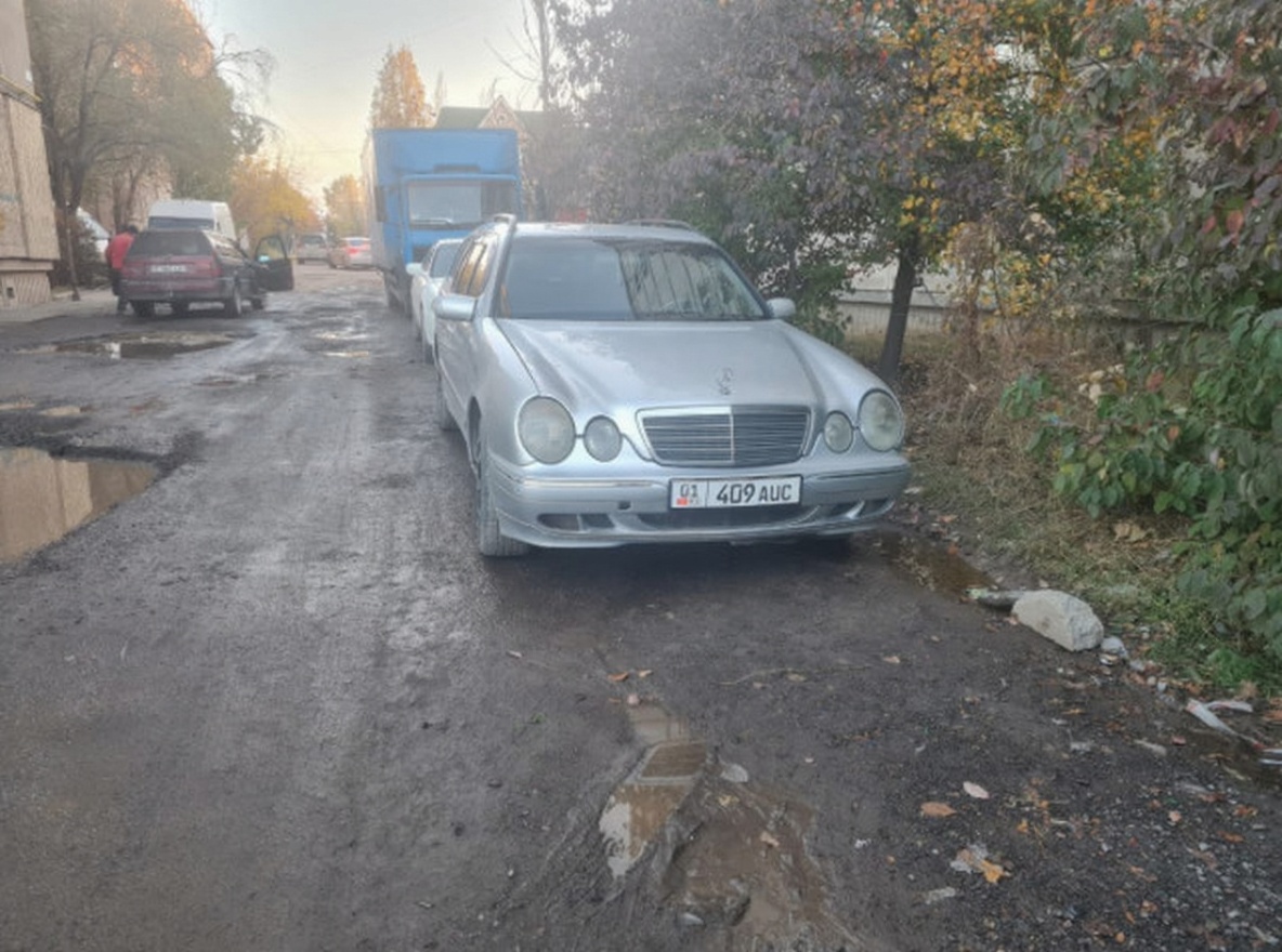 Mercedes-Benz E-Класс 2001