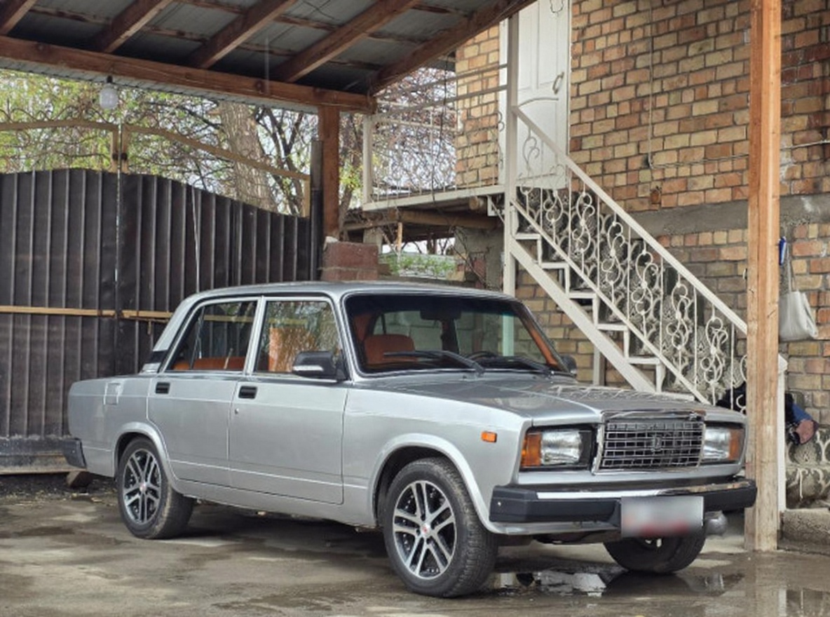 Lada (ВАЗ) 2107 2011