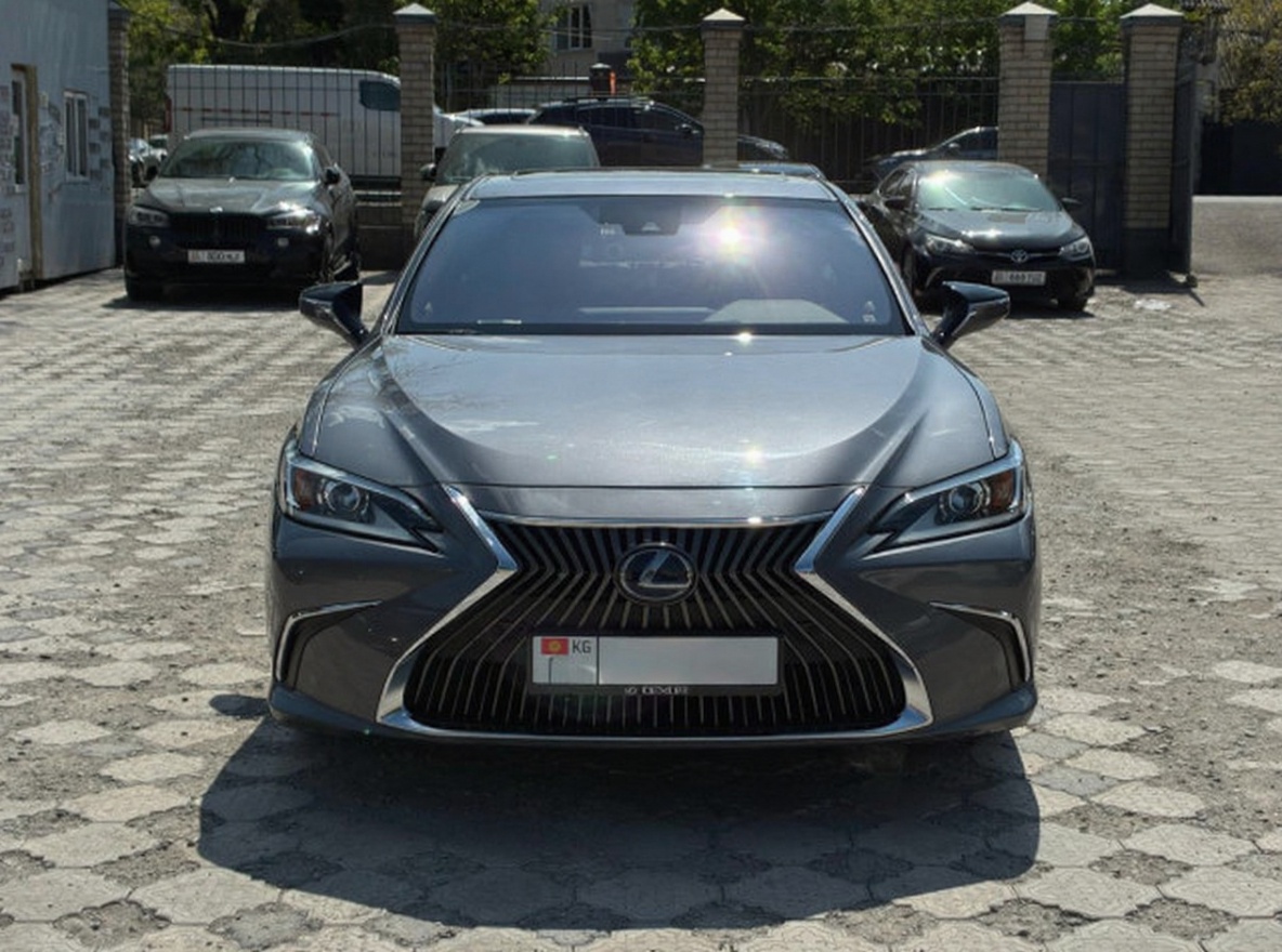 Lexus ES 2018