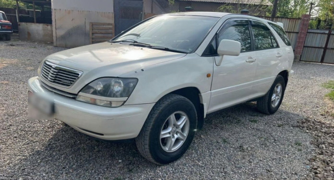 Toyota Harrier 1998
