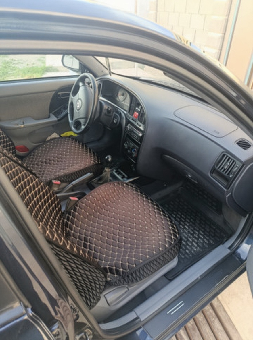 Hyundai Elantra 2004