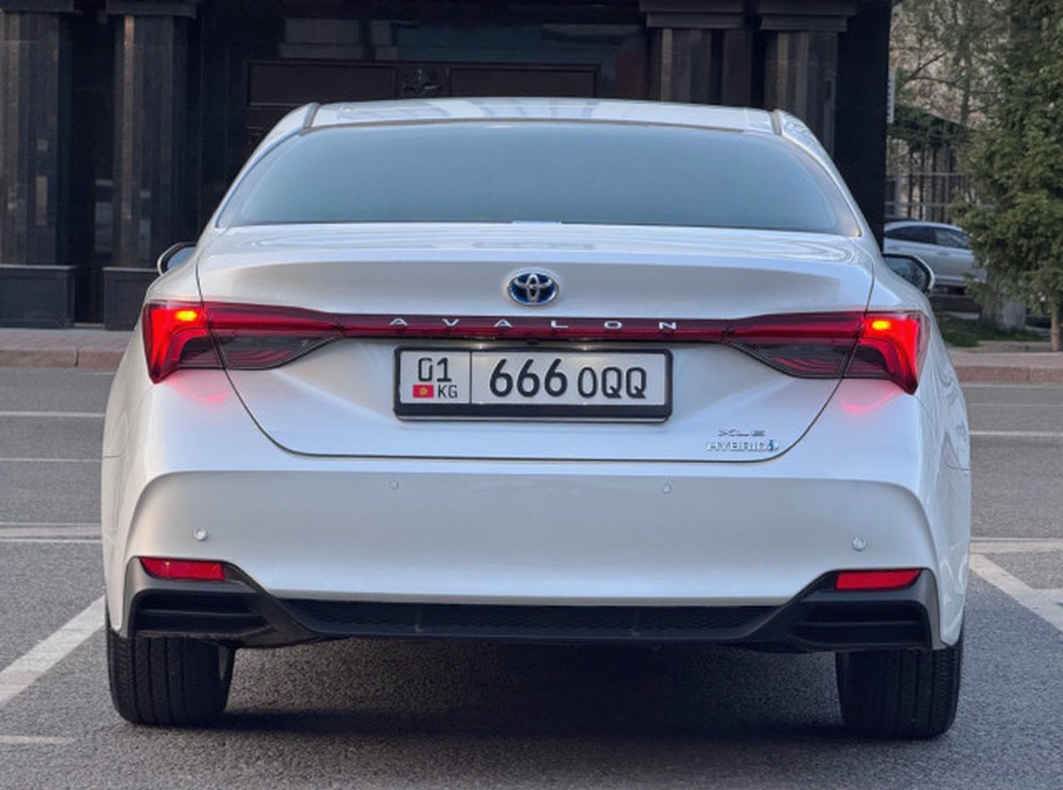 Toyota Avalon 2019