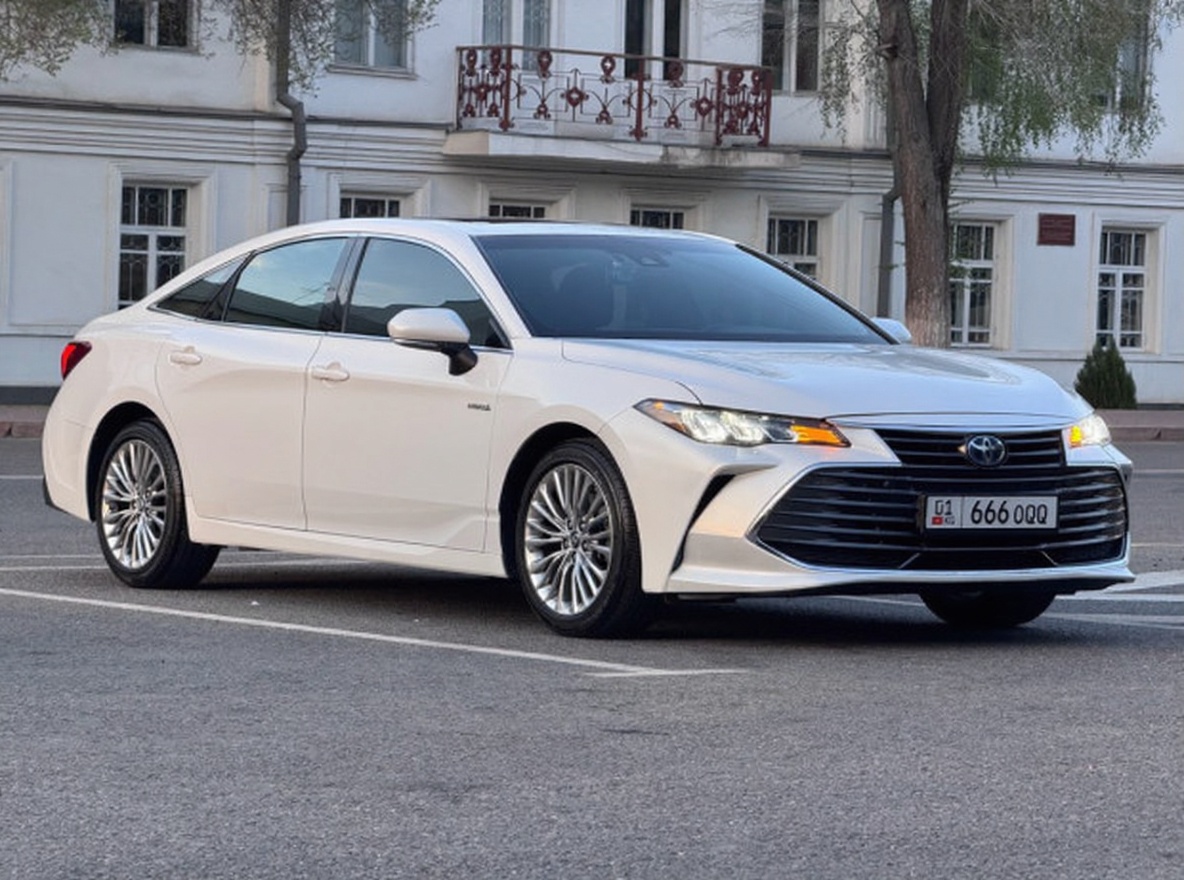 Toyota Avalon 2019